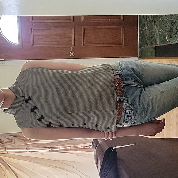 Green patterned Japanese style top - Picture 2 of 8